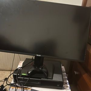 Xbox one and monitor